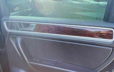 Volkswagen Touareg III, 2013 год, 2 100 000 рублей, 19 фотография