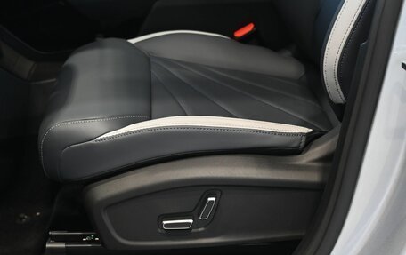 Geely Atlas, 2025 год, 3 760 990 рублей, 13 фотография