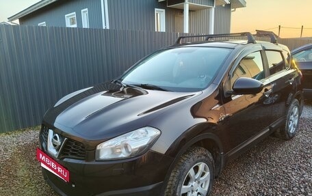 Nissan Qashqai, 2010 год, 800 000 рублей, 2 фотография