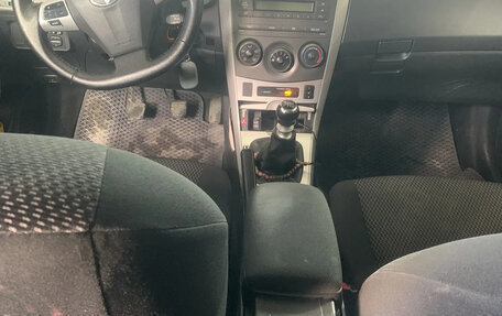 Toyota Corolla, 2011 год, 1 050 000 рублей, 9 фотография