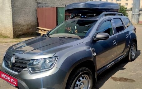 Renault Duster, 2022 год, 2 050 000 рублей, 3 фотография