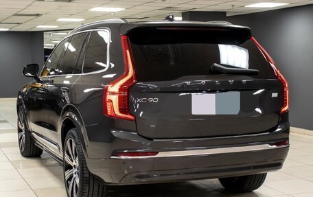 Volvo XC90 II рестайлинг, 2024 год, 5 500 000 рублей, 6 фотография