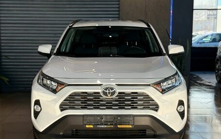 Toyota RAV4, 2020 год, 3 160 000 рублей, 2 фотография