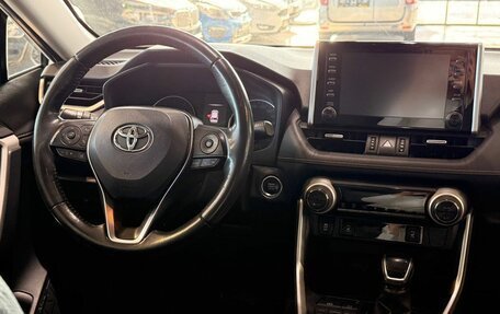 Toyota RAV4, 2020 год, 3 160 000 рублей, 25 фотография