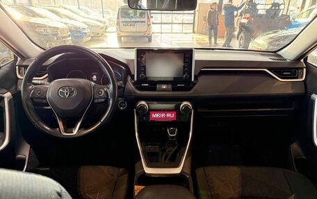 Toyota RAV4, 2020 год, 3 160 000 рублей, 23 фотография
