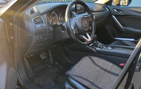 Mazda 6, 2017 год, 1 950 000 рублей, 12 фотография