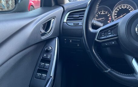 Mazda 6, 2017 год, 1 950 000 рублей, 26 фотография