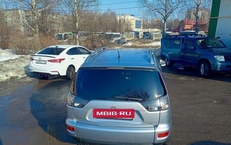 Mitsubishi Outlander III рестайлинг 3, 2010 год, 1 450 000 рублей, 8 фотография