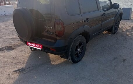 Chevrolet Niva I рестайлинг, 2011 год, 525 000 рублей, 3 фотография