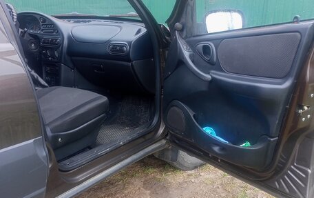 Chevrolet Niva I рестайлинг, 2011 год, 525 000 рублей, 11 фотография