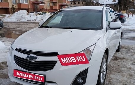 Chevrolet Cruze II, 2013 год, 843 000 рублей, 3 фотография