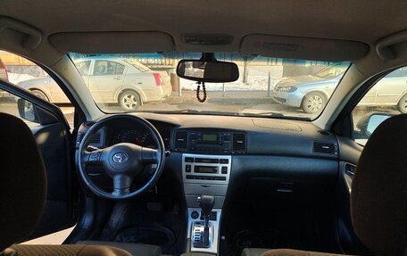 Toyota Corolla, 2005 год, 600 000 рублей, 8 фотография