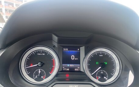 Skoda Octavia, 2017 год, 1 900 000 рублей, 28 фотография