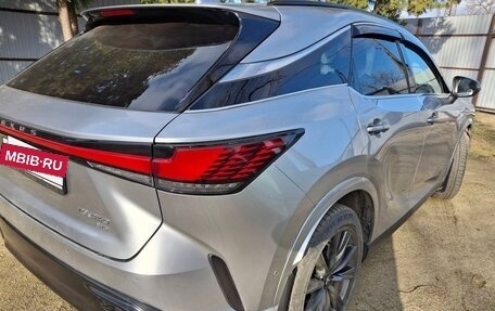 Lexus RX IV рестайлинг, 2023 год, 9 000 000 рублей, 8 фотография