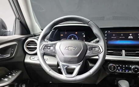 Chevrolet Trax, 2023 год, 1 520 000 рублей, 6 фотография