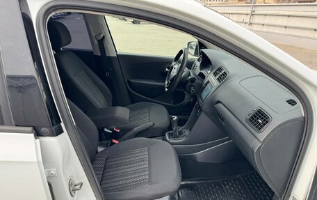 Volkswagen Polo VI (EU Market), 2016 год, 840 000 рублей, 10 фотография