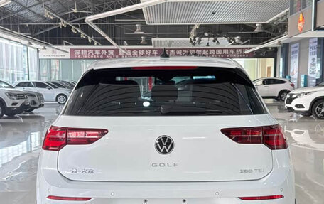 Volkswagen Golf VIII, 2023 год, 2 040 000 рублей, 5 фотография