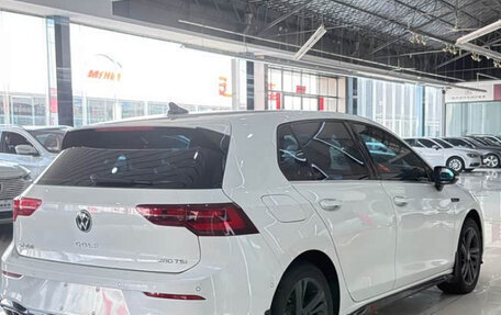 Volkswagen Golf VIII, 2023 год, 2 040 000 рублей, 6 фотография