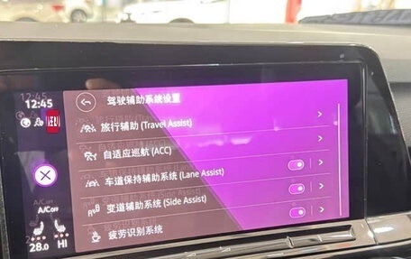 Volkswagen Golf VIII, 2023 год, 2 040 000 рублей, 12 фотография