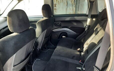 Mitsubishi Outlander III рестайлинг 3, 2007 год, 1 150 000 рублей, 1 фотография