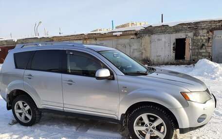Mitsubishi Outlander III рестайлинг 3, 2007 год, 1 150 000 рублей, 9 фотография