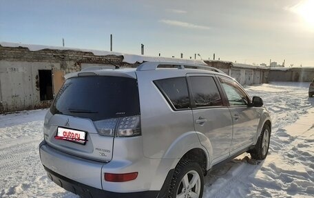 Mitsubishi Outlander III рестайлинг 3, 2007 год, 1 150 000 рублей, 10 фотография