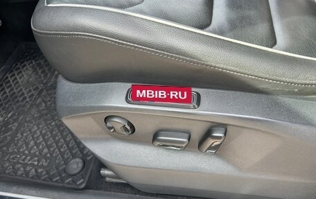 Volkswagen Tiguan II, 2018 год, 2 700 000 рублей, 13 фотография