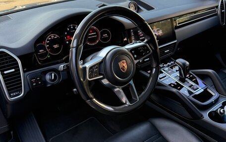 Porsche Cayenne III, 2018 год, 5 500 000 рублей, 26 фотография