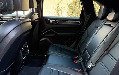 Porsche Cayenne III, 2018 год, 5 500 000 рублей, 30 фотография