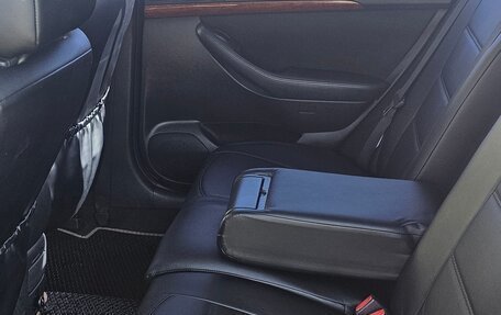 Toyota Avensis III рестайлинг, 2006 год, 1 050 000 рублей, 8 фотография