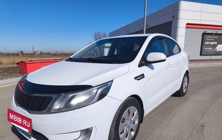 KIA Rio III рестайлинг, 2014 год, 580 000 рублей, 2 фотография