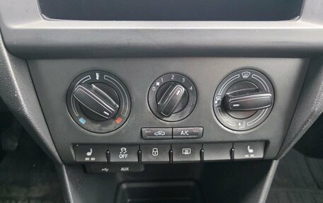 Skoda Rapid I, 2017 год, 799 000 рублей, 13 фотография