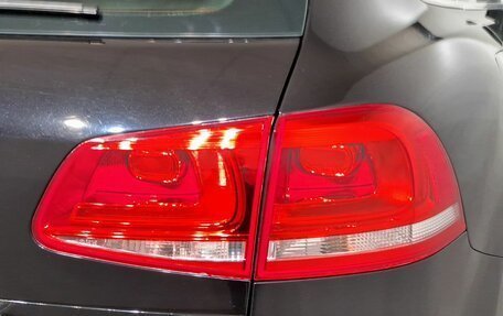 Volkswagen Touareg III, 2011 год, 1 690 000 рублей, 21 фотография