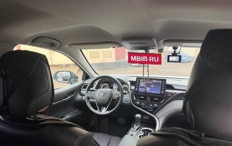 Toyota Camry, 2021 год, 3 300 000 рублей, 13 фотография