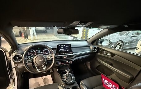 KIA Cerato IV, 2022 год, 2 360 000 рублей, 10 фотография