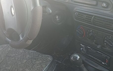 Chevrolet Niva I рестайлинг, 2004 год, 160 000 рублей, 5 фотография