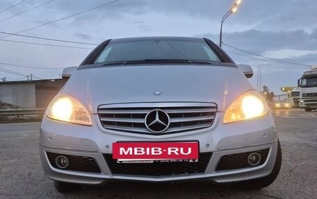 Mercedes-Benz A-Класс, 2009 год, 520 000 рублей, 3 фотография