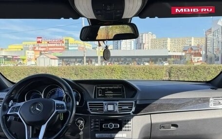 Mercedes-Benz E-Класс, 2013 год, 1 800 000 рублей, 10 фотография