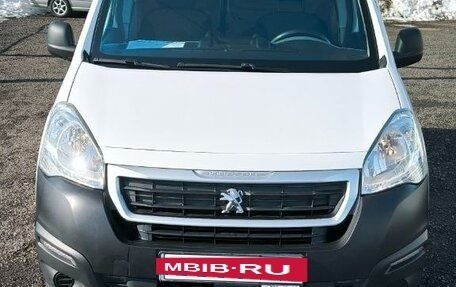 Peugeot Partner II рестайлинг 2, 2021 год, 1 000 000 рублей, 5 фотография