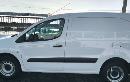 Peugeot Partner II рестайлинг 2, 2021 год, 1 000 000 рублей, 7 фотография