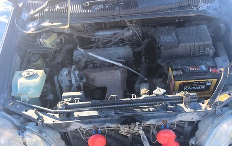 Toyota Gaia, 2000 год, 220 000 рублей, 2 фотография