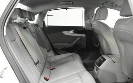 Audi A4, 2015 год, 1 960 000 рублей, 13 фотография