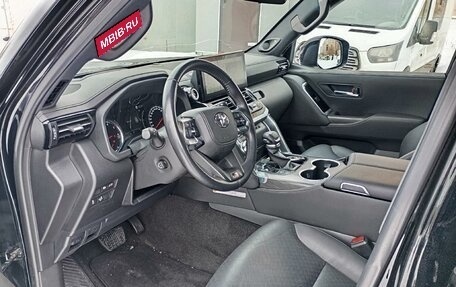 Toyota Land Cruiser, 2022 год, 11 900 000 рублей, 8 фотография