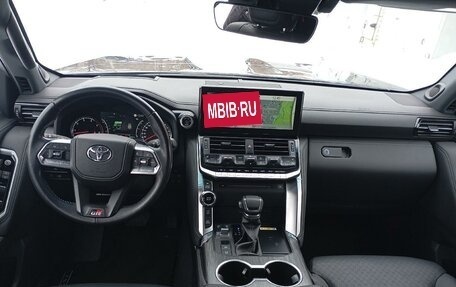 Toyota Land Cruiser, 2022 год, 11 900 000 рублей, 10 фотография