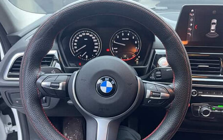 BMW 1 серия, 2023 год, 2 040 000 рублей, 14 фотография