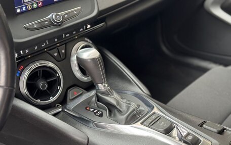 Chevrolet Camaro VI, 2020 год, 3 250 000 рублей, 15 фотография