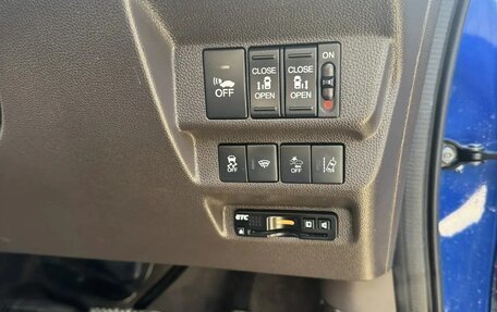 Honda Freed II, 2018 год, 1 720 000 рублей, 7 фотография