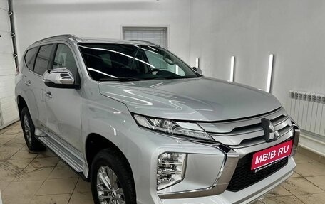 Mitsubishi Pajero Sport III рестайлинг, 2021 год, 3 998 000 рублей, 1 фотография