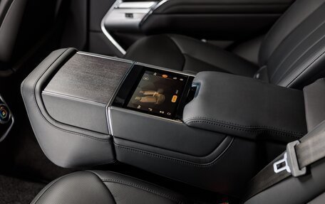 Land Rover Range Rover IV рестайлинг, 2025 год, 26 000 000 рублей, 21 фотография