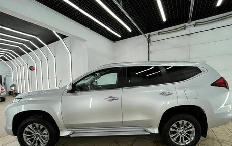 Mitsubishi Pajero Sport III рестайлинг, 2021 год, 3 998 000 рублей, 5 фотография